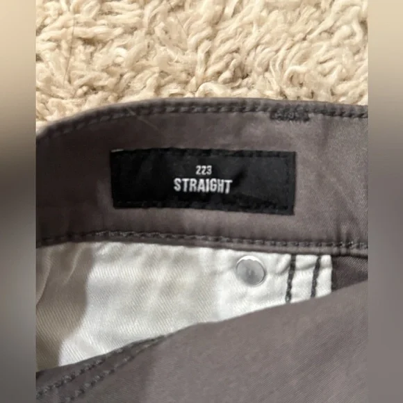 Lucky Brand Men’s 223 Straight Jeans - Picture 5 of 6